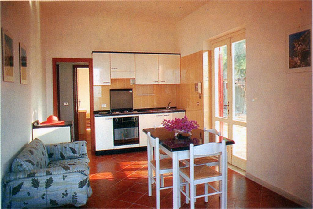 Residence Domus Cilento Castellabate Extérieur photo